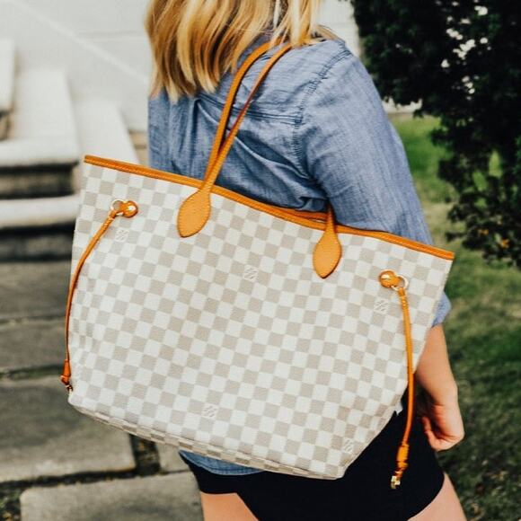 Louis Vuitton Handbags - 💎✨STUNNING✨💎Authentic LOUIS VUITTON Damier Azur Neverfull MM Tote Bag
